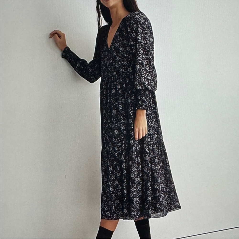 Madewell’s Georgette V-Neck Tiered Midi Dress-Enchanted Floral